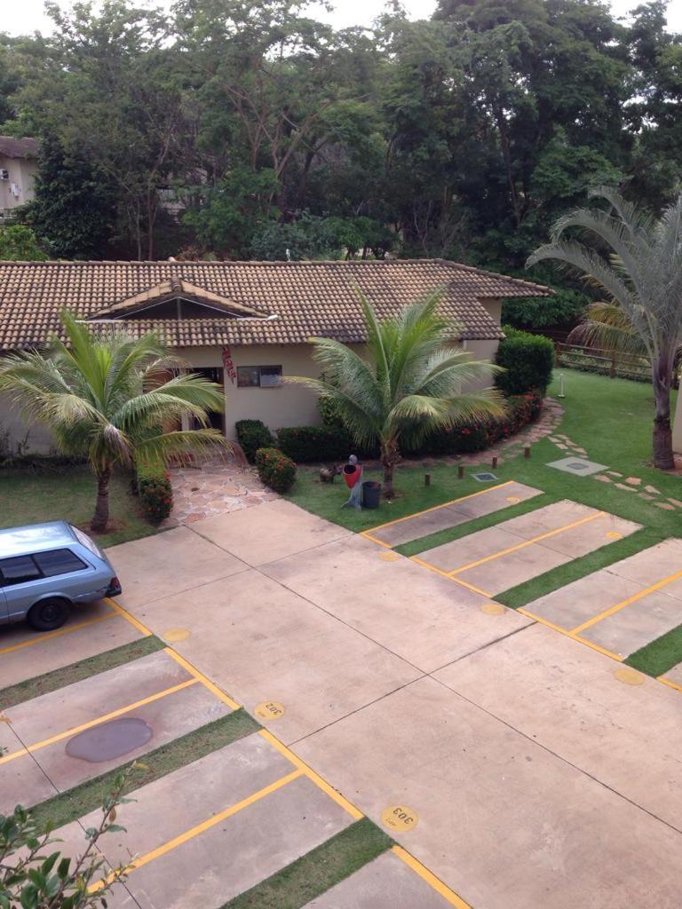 C104-AP-ALDEIA DO LAGO COM COZINHA e CHURRASQUEIRA em CALDAS NOVAS Caldas Novas Exterior foto