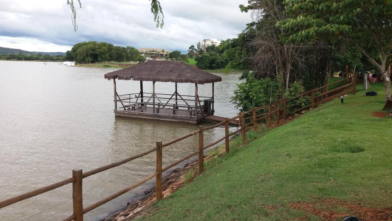 C104-AP-ALDEIA DO LAGO COM COZINHA e CHURRASQUEIRA em CALDAS NOVAS Caldas Novas Exterior foto