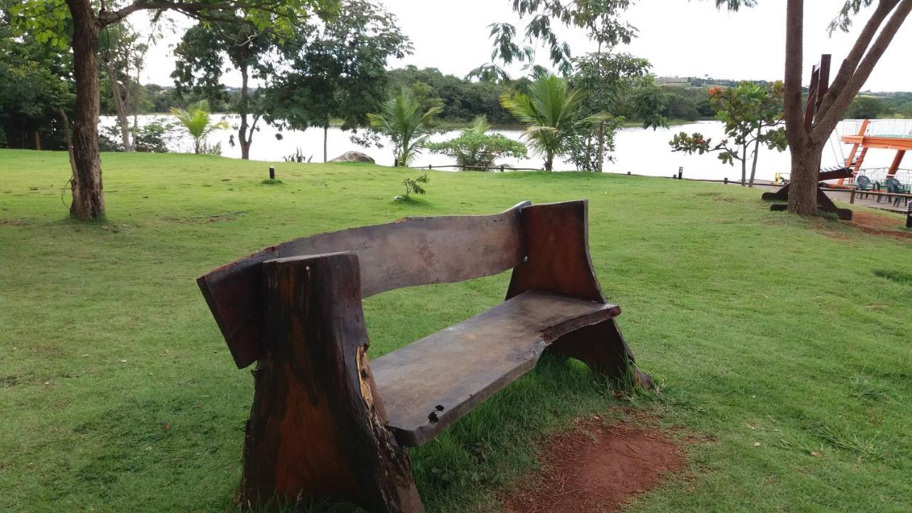 C104-AP-ALDEIA DO LAGO COM COZINHA e CHURRASQUEIRA em CALDAS NOVAS Caldas Novas Exterior foto